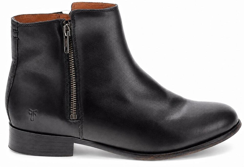 FRYE Short Boot Black Leather Double Side Zip Ankle Booties Low Block Heel Sz 8